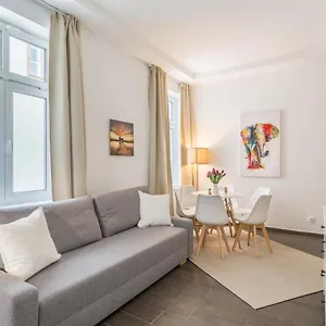  Apartment Cozy Heaven In The Lovely 2nd District Of