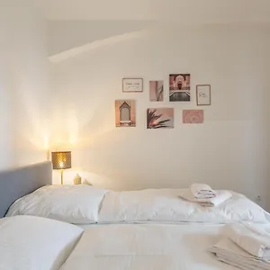  Apartment Xxxl Bed/ Free Parking/