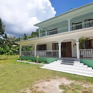  Chalet Petit Baie Seychellen